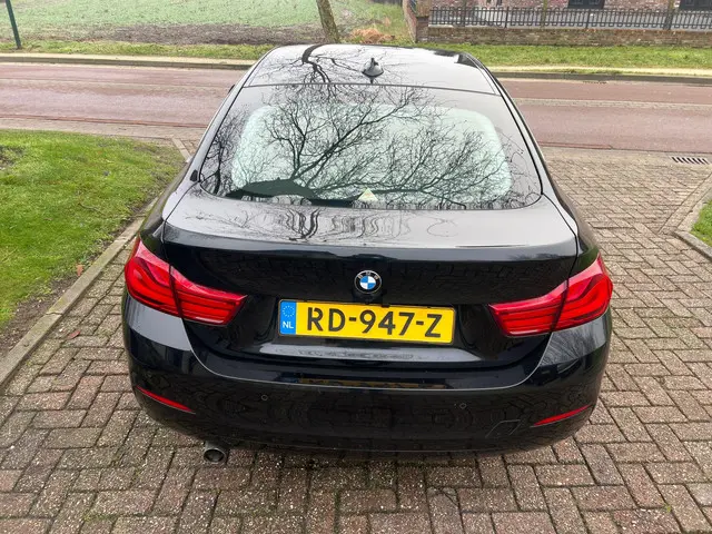 BMW 4 Serie Gran Coupé 418i High Executive 2017 Benzine 8