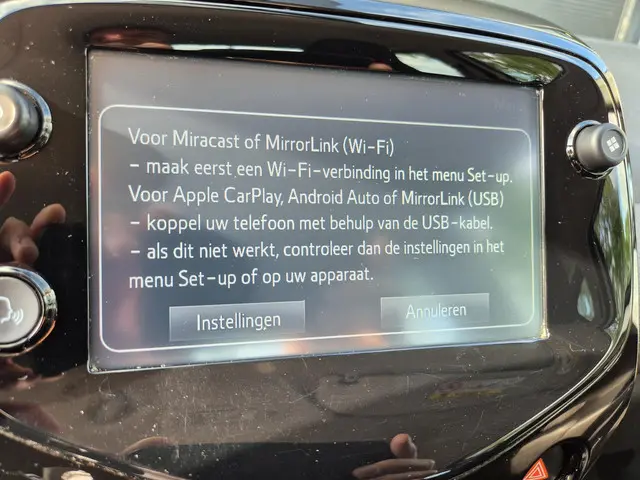 Peugeot 108 1.0 e-VTi Allure 2019 Benzine 32
