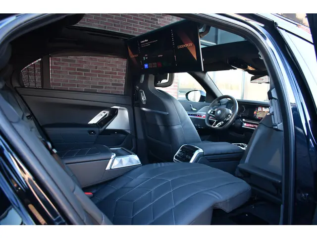 BMW 7 Serie 750e xDrive M-Sport 2025 Hybride Benzine 10