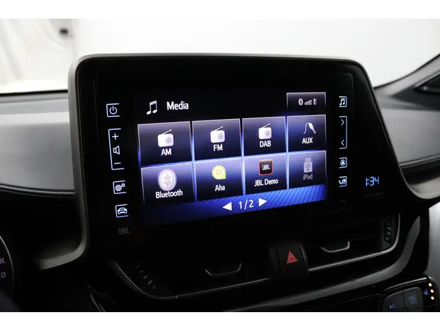 Toyota C-HR 1.8 Hybrid Style 2018 Hybride Benzine 49