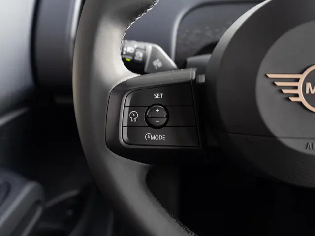 MINI Countryman C 2026 Benzine 22