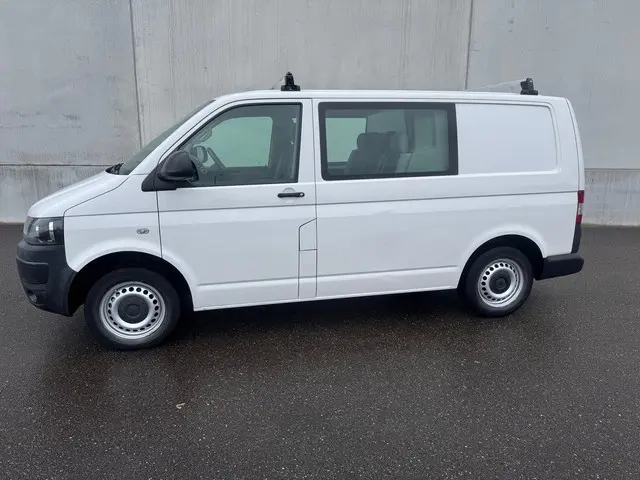 Volkswagen Transporter 2