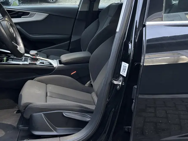 Audi A4 Avant 35 TFSI Advanced Edition 2023 Benzine 14