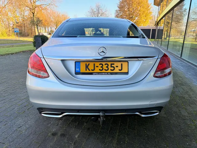 Mercedes-Benz C-Klasse 200 Prestige 2014 Benzine 9