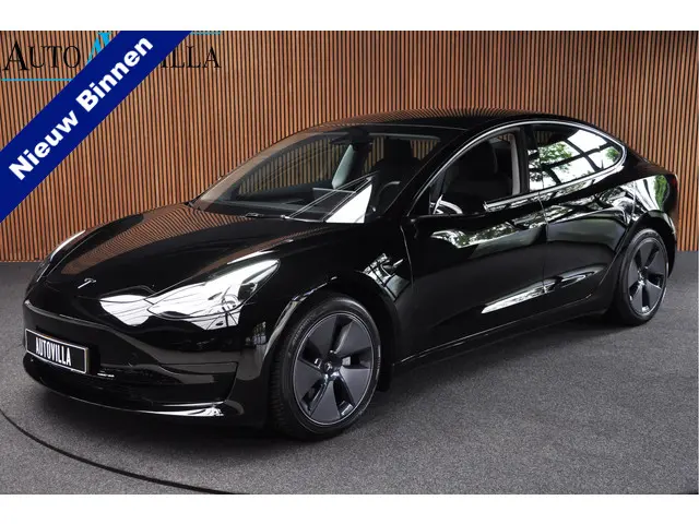 Tesla Model 3 Standard RWD Plus 60 kwh 2022 Elektrisch