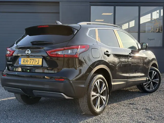 Nissan QASHQAI 1.2 N-Connecta 2017 Benzine 4