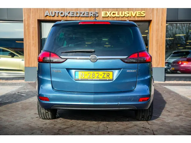 Opel Zafira Tourer 1.4 Berlin 2013 Benzine 9