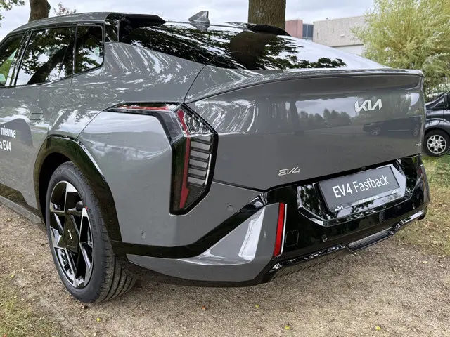 Kia EV4 GT-PlusLine 81.4 kWh 2025 Elektrisch 10