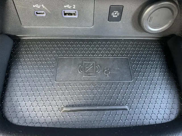 Nissan Juke 1.0 DIG-T Business Design 2025 Benzine 28