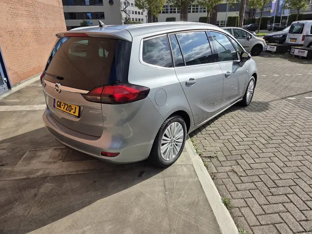 Opel Zafira Tourer 1.4 Edition 7 persoons 2015 Benzine 6