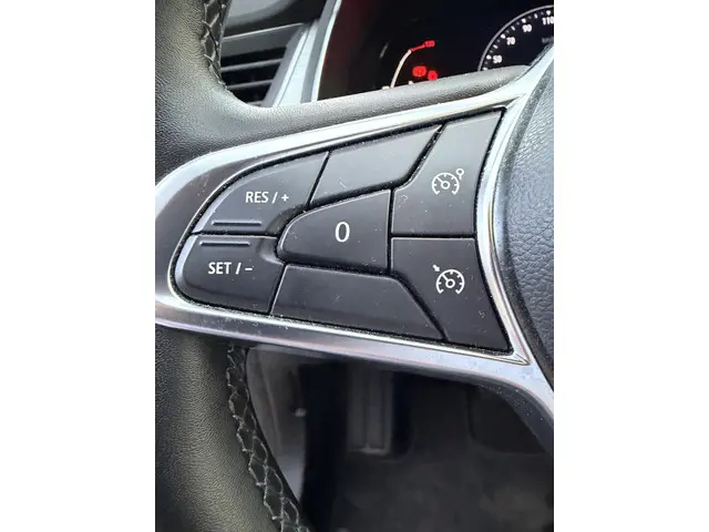 Renault Captur 1.3 TCe 140 Intens 2021 Benzine 22