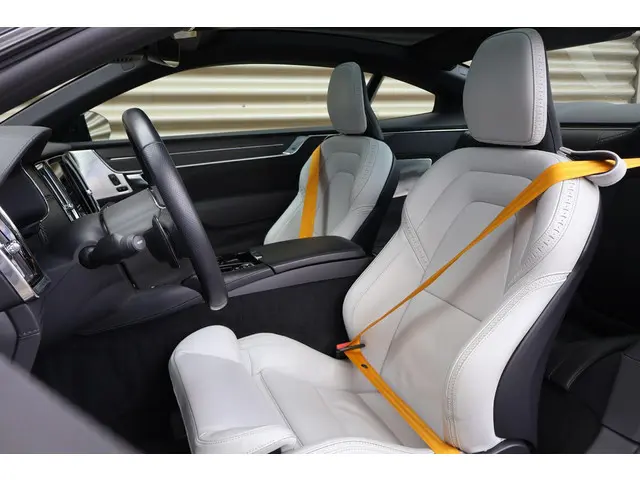 Polestar 1 2.0 2021 Hybride Benzine 23