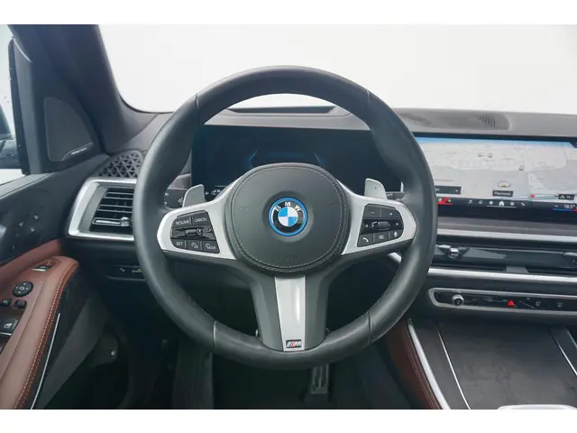 BMW X5 xDrive50e 2025 Hybride Benzine 9