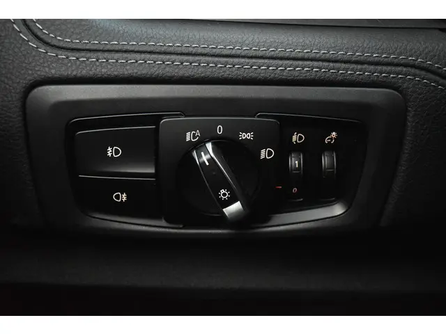 BMW 2 Serie Active Tourer 218i Executive 2015 Benzine 26