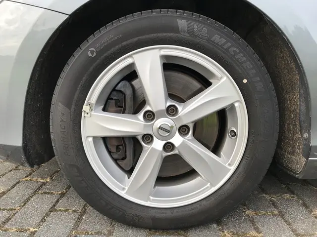 Volvo V40 1.5 T3 Momentum Automaat 2018 Benzine 32