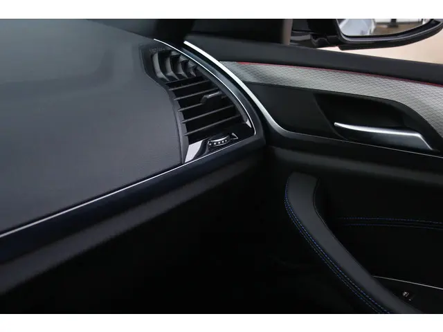 BMW X3 xDrive20i 2019 Benzine 30
