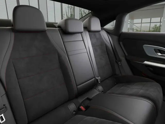 Mercedes-Benz CLA 250+ Launch Edition 2025 Elektrisch 6