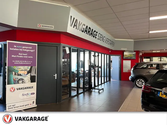 Peugeot 107 1.0 Sportium Rijklaarprijs !! 2012 Benzine 22