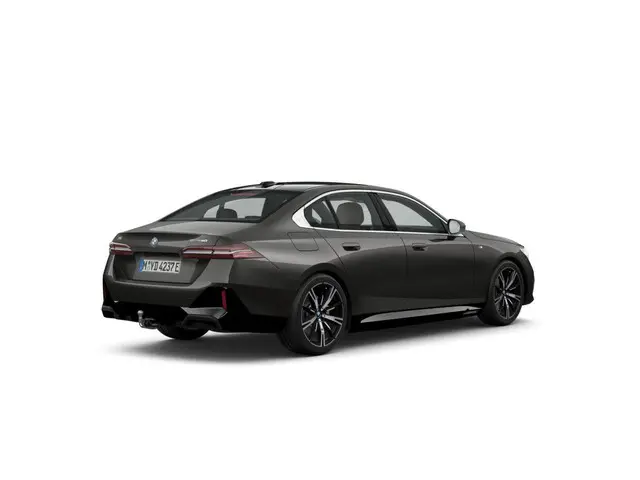 BMW i5 2