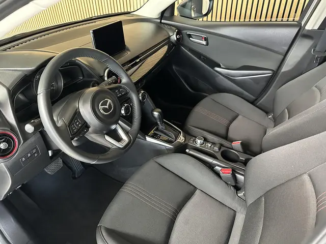 Mazda 2 1.5 SkyActiv-G 90 Homura 2024 Benzine 7