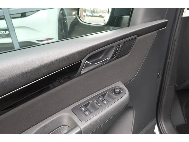 SEAT Alhambra Style 2017 Benzine 13