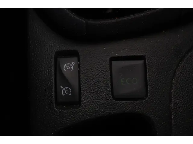 Renault Clio 0.9 TCe Limited 2019 Benzine 22