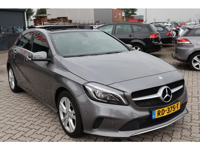 Mercedes-Benz A-Klasse 200 d Prestige 2016 Diesel 10