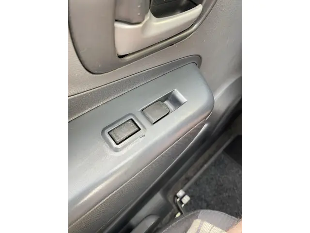 Suzuki Alto 1.0 Celebration EASSS 2014 Benzine 10