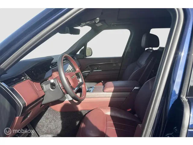 Land Rover Range Rover P400 Autobiography 2023 Benzine 8
