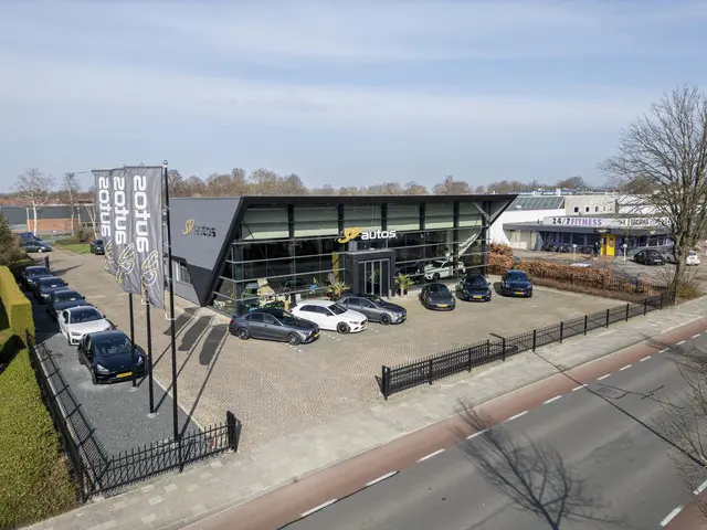 Mercedes-Benz GLA GLA180 AMG 122pk 2019 Benzine 14