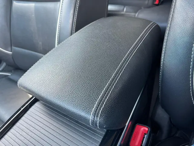 Kia e-Niro ExecutiveLine 64 kWh 3- Fase 2020 Elektrisch 27