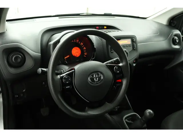 Toyota Aygo 1.0 VVT-i x-fun 2018 Benzine 52