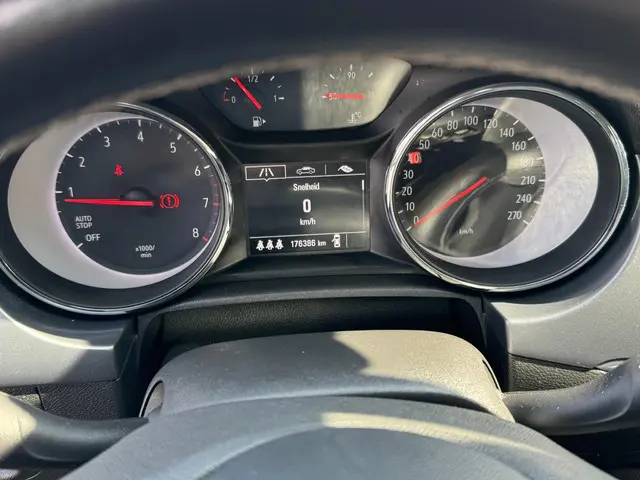 Opel Astra 1.0 Online Edition 2017 Benzine 15