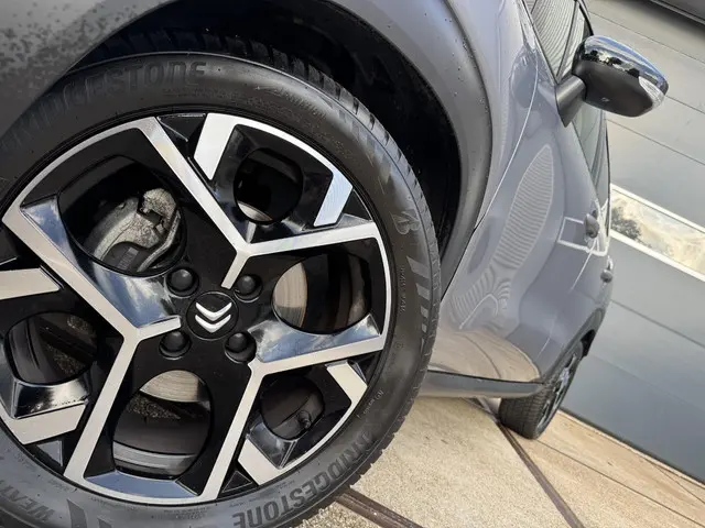 Citroën C3 Aircross 1.2 PureTech Shine Pack 2023 Benzine 3