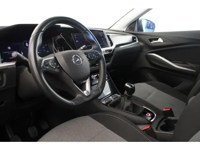 Opel Grandland 1.2 Turbo Edition 2023 Benzine 18