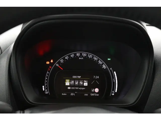 Toyota Aygo X 1.0 VVT-i MT Play 2024 Benzine 38