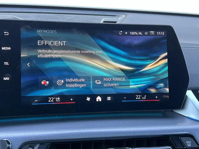 BMW iX2 xDrive30 67 kWh 2024 Elektrisch 23
