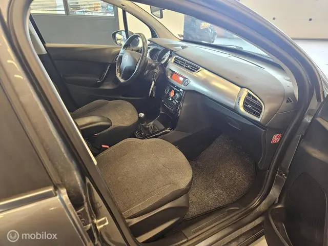 Citroën C3 1.2 PureTech Feel Edition 2016 Benzine 9