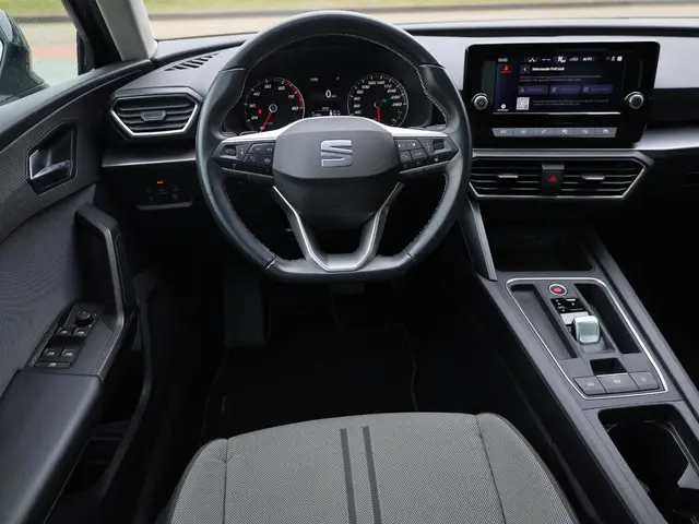 SEAT Leon 1.0 eTSI 2022 Benzine 8
