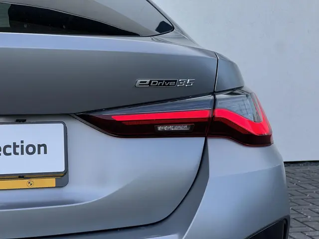 BMW i4 eDrive35 70 kWh 2024 Elektrisch 14