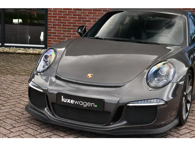 Porsche 911 3.8 GT3 2015 Benzine 65