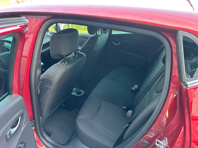 Renault Clio 0.9 TCe Limited 2018 Benzine 14