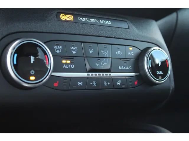 Ford Kuga 2.5 PHEV ST-Line 2024 Hybride Benzine 28