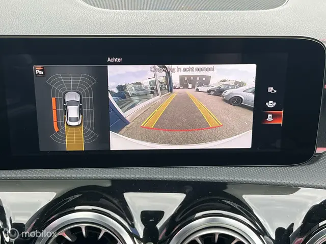 Mercedes-Benz CLA 250 AMG Line panorama 2021 Benzine 14