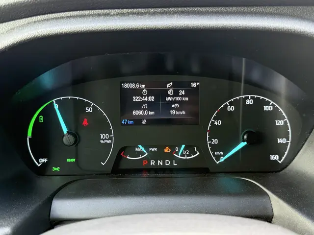 Ford E-Transit 75kWh 184PK 2023 Elektrisch 34