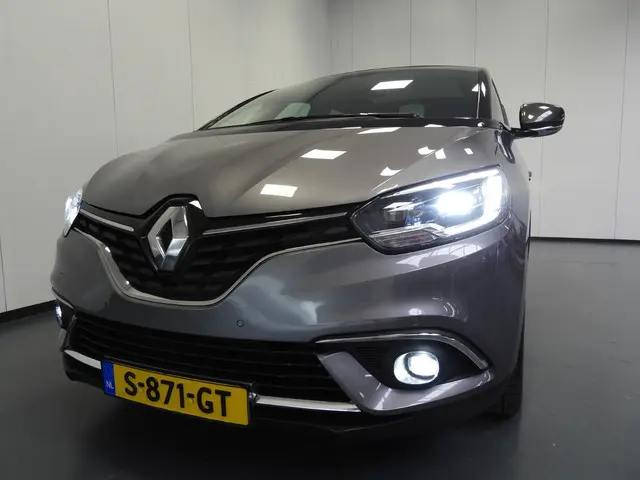 Renault Scénic 1.3 TCe Aut. Black Edition 2019 Benzine 38