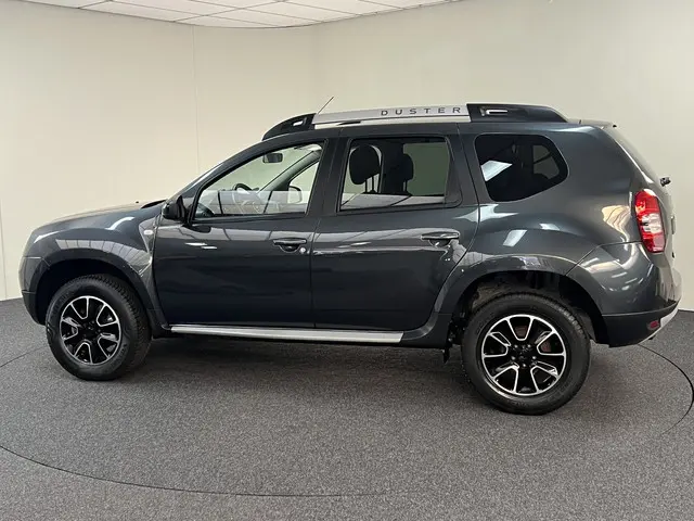 Dacia Duster 1.2 TCe 4x2 Blackshadow 2017 Benzine 4