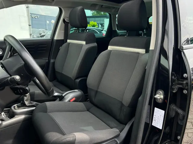 Citroën C3 Aircross 1.2 PureTech S&S Shine 2020 Benzine 6