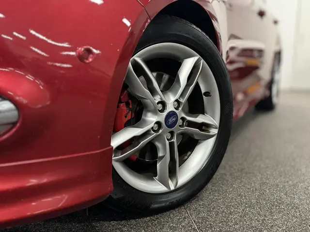 Ford Focus 1.6 EcoBoost Titanium 2013 Benzine 2