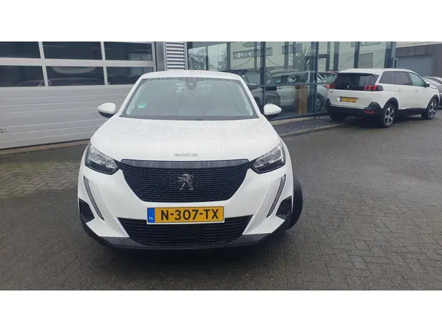 Peugeot 2008 1.2 PureTech Active 2021 Benzine 20